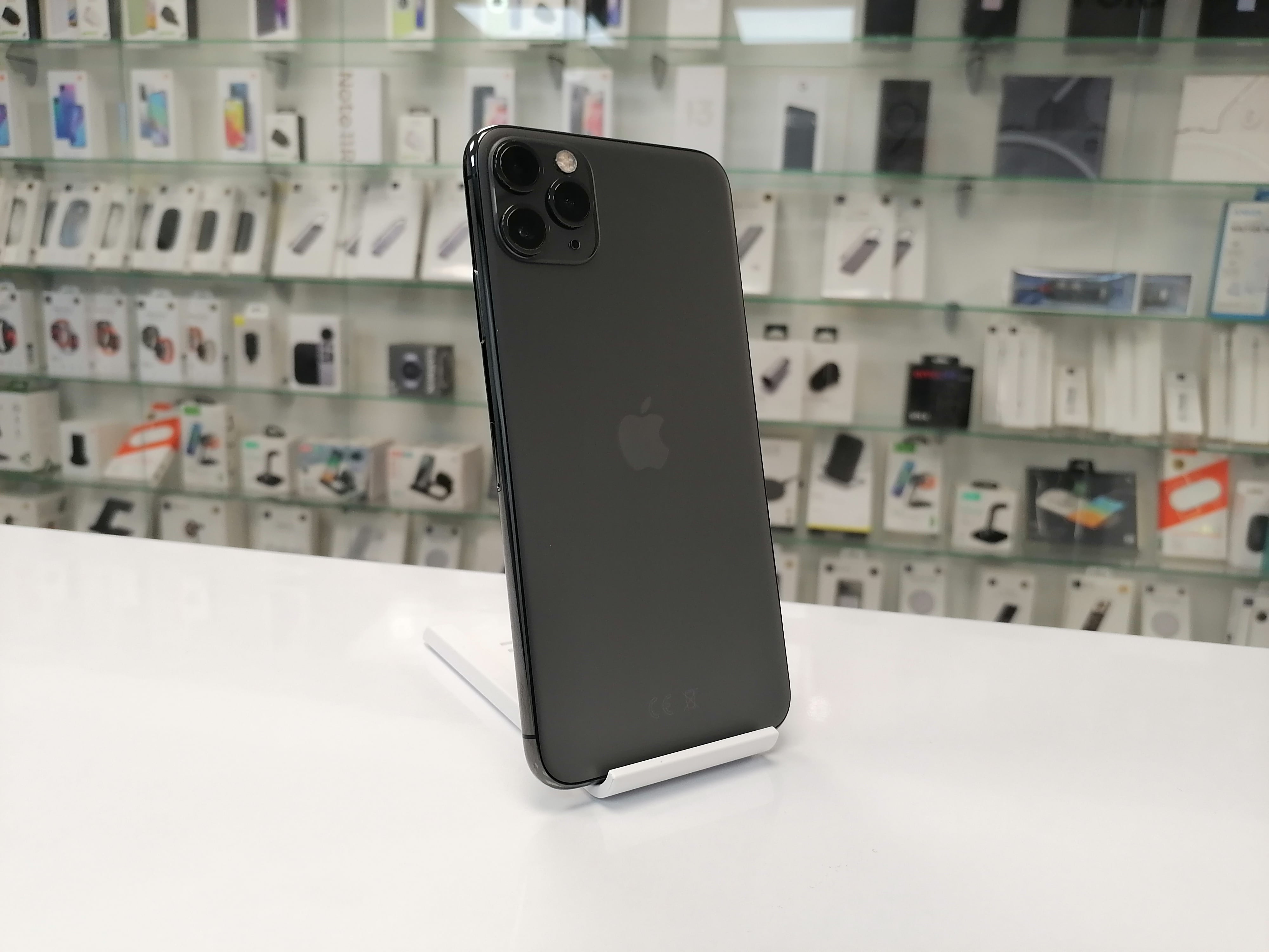 Купить iPhone 11 Pro Max 256Gb Space Gray (78% / Без коробки) - БУ . . в  Геленджике - 100% низкая цена!